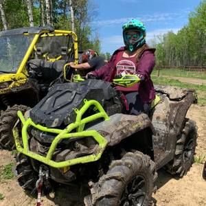 Meet your Posher, Lisa